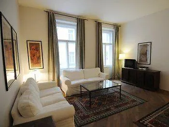 Апартаменты Pvh Charming Flats Odboru