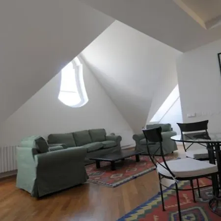 Pvh Charming Flats Odboru Прага